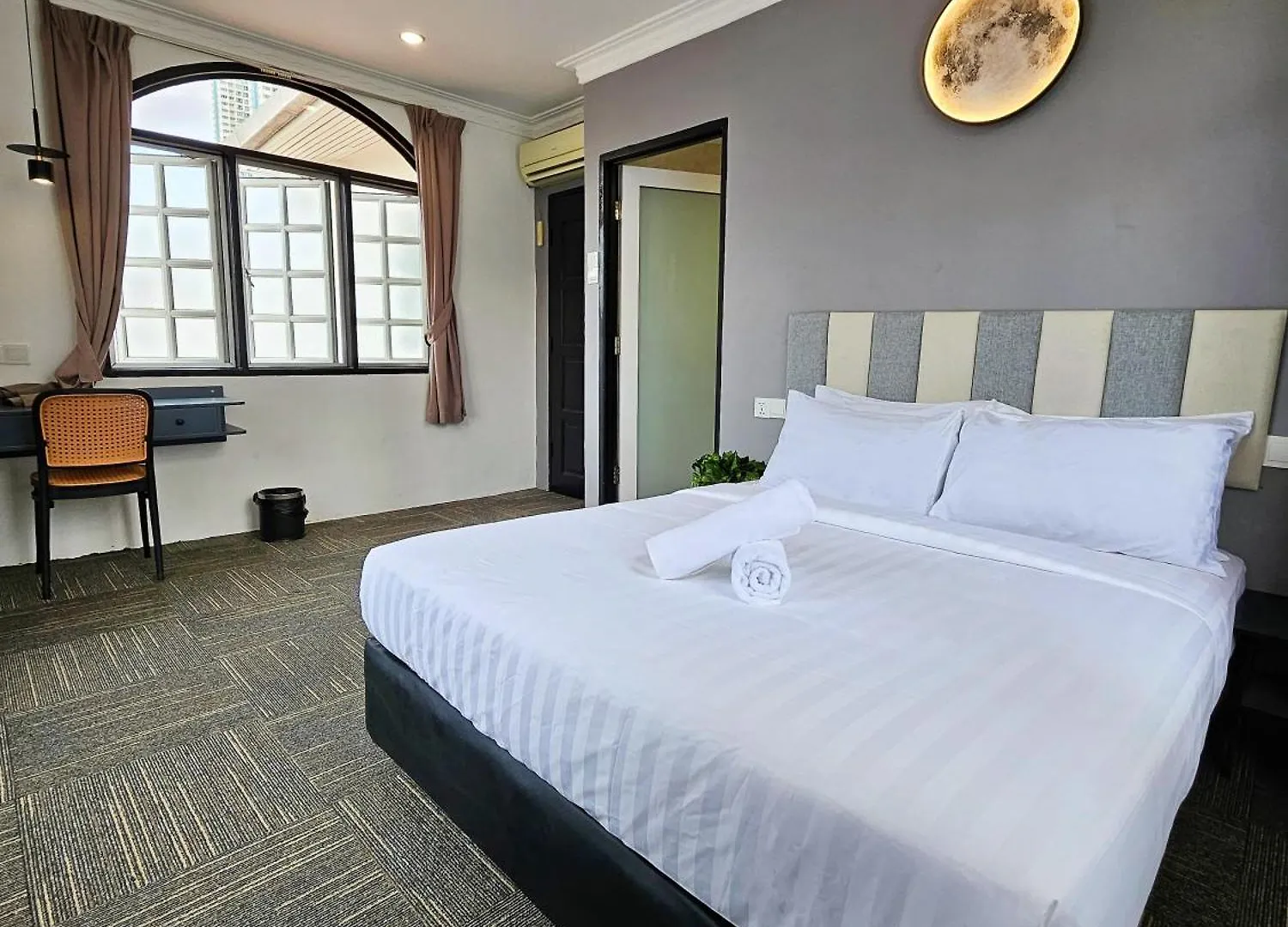 Luna Hotel By Moonknight location