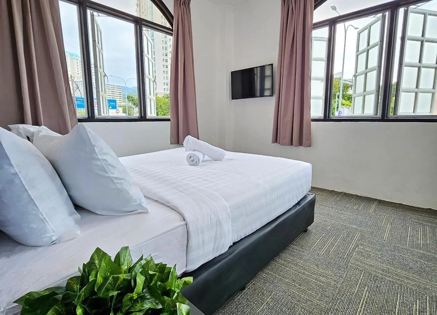 Luna Hotel By Moonknight George Town