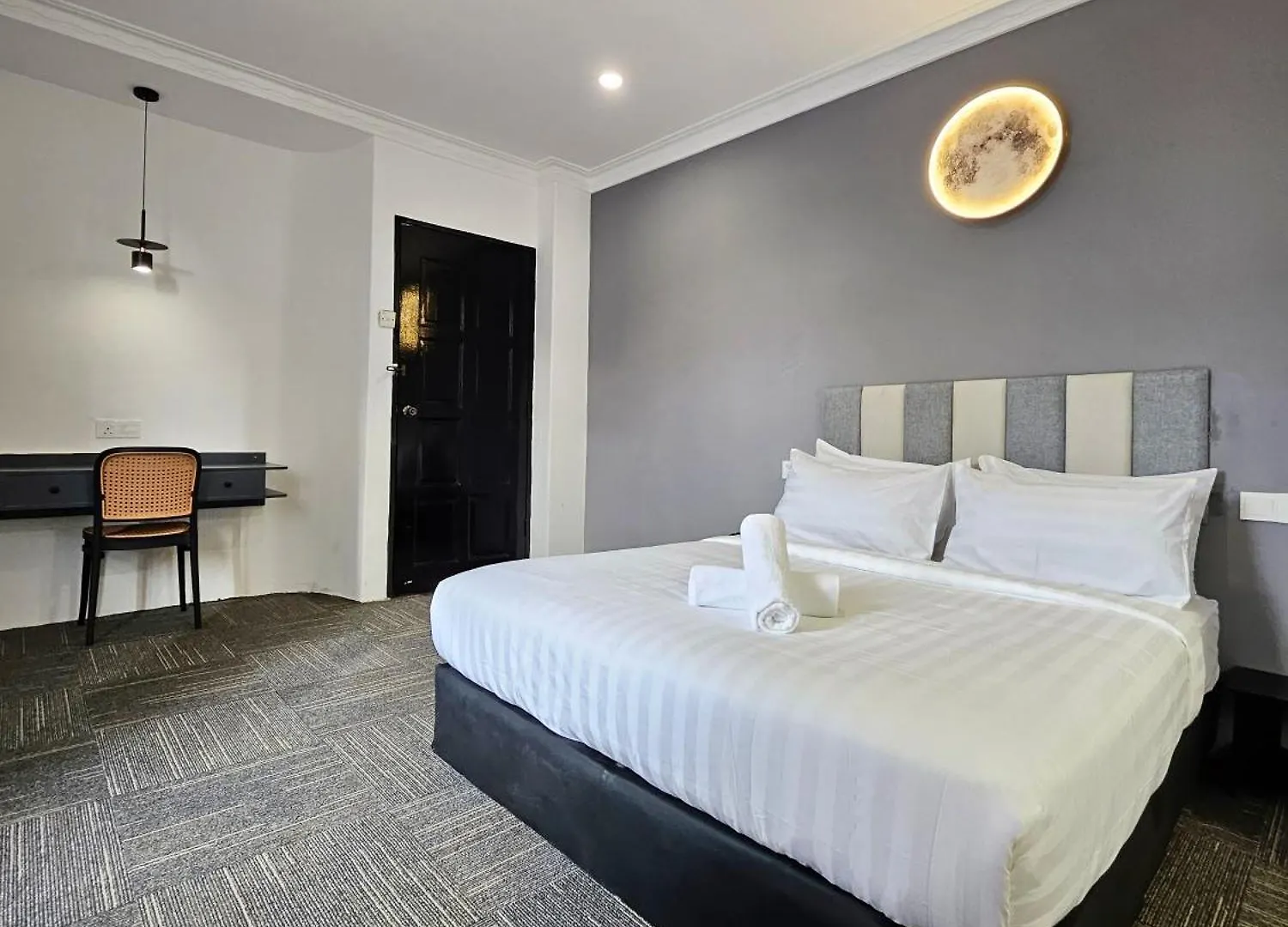 Luna Hotel By Moonknight George Town Malaysia
